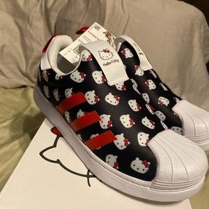 Brand new with tags Hello Kitty Adidas Superstar 360 Shoes Girls Size 3 Sanrio